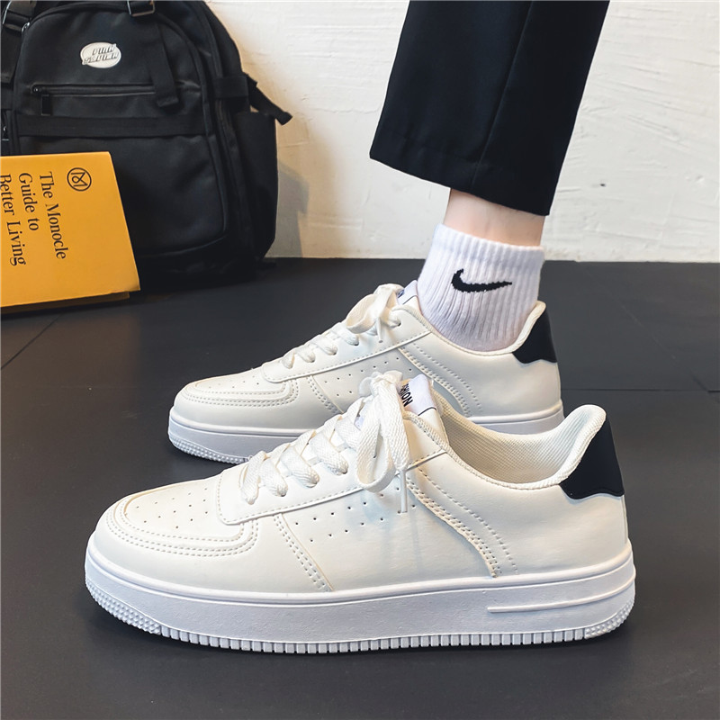 Atmungsaktive, einfarbige Low-Top-Sneaker für Herren 2