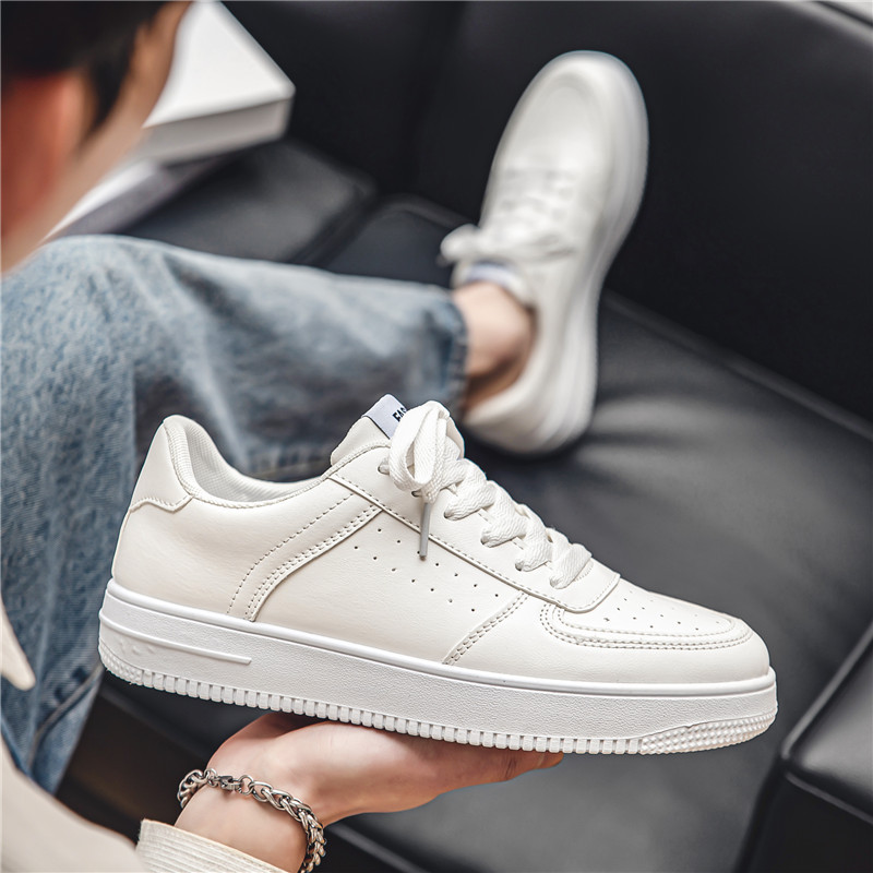 Atmungsaktive, einfarbige Low-Top-Sneaker für Herren 4